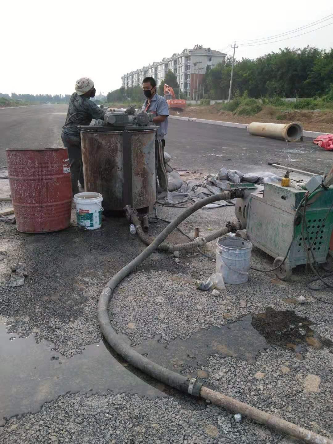 莲池进行地基基础加固的原因和方法都有哪些呢？